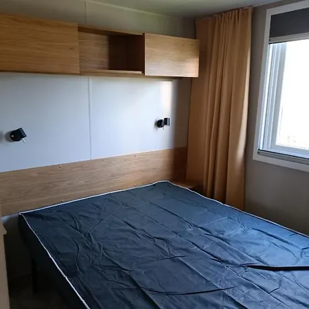 Camping 4 Etoiles Siblu Les Sables Du Midi אתר קמפינג ולראס-פלאז'