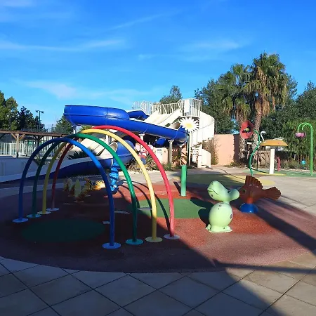 Camping 4 Etoiles Siblu Les Sables Du Midi אתר קמפינג ולראס-פלאז'
