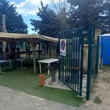 Camping 4 Etoiles Siblu Les Sables Du Midi אתר קמפינג